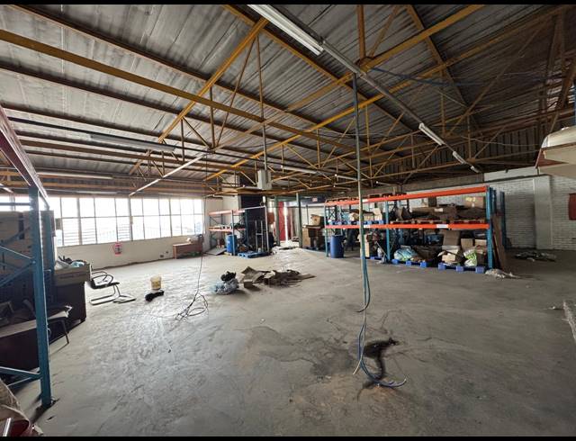 496M² WAREHOUSE TO LET IN WYNBERG